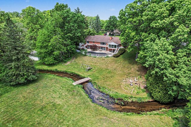 3086 Springbrook Drive, Kalamazoo, MI 49004