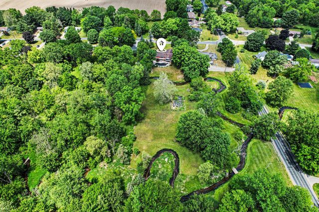 3086 Springbrook Drive, Kalamazoo, MI 49004