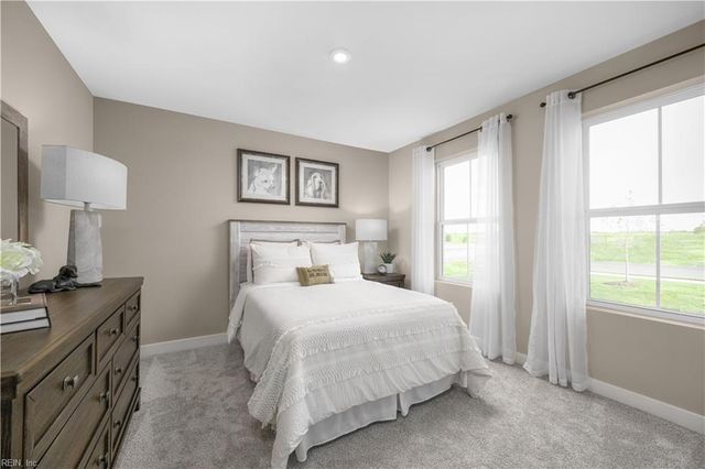 5027 Santoro RD, Toano, VA 23168