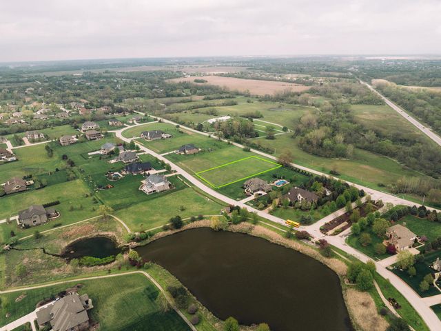 18485 S Pineprairie Drive, Mokena, IL 60448