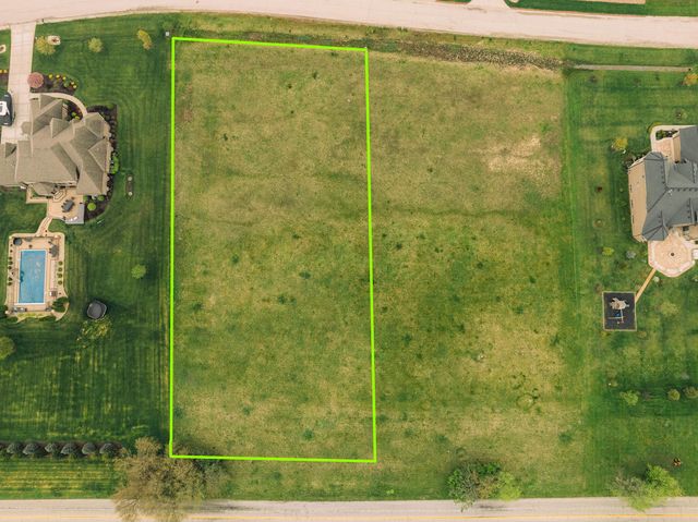 18485 S Pineprairie Drive, Mokena, IL 60448
