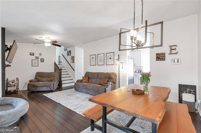 2670 Linnwood Drive SE, Smyrna, GA 30080