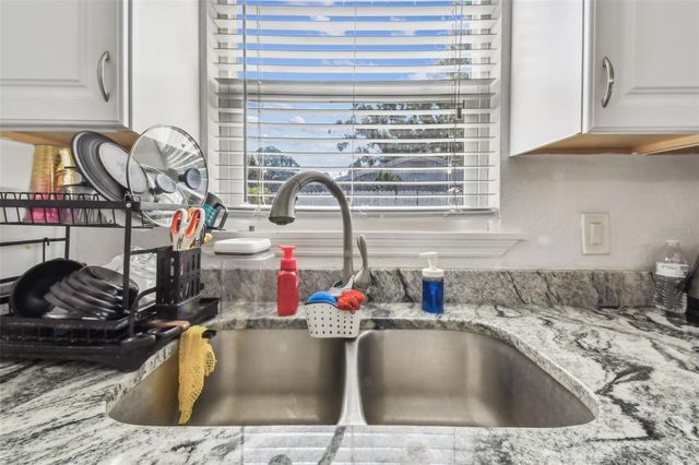 4005 W TYSON AVENUE, Tampa, FL 33611