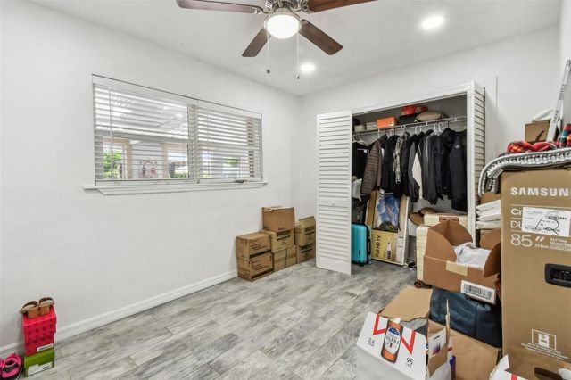 4005 W TYSON AVENUE, Tampa, FL 33611