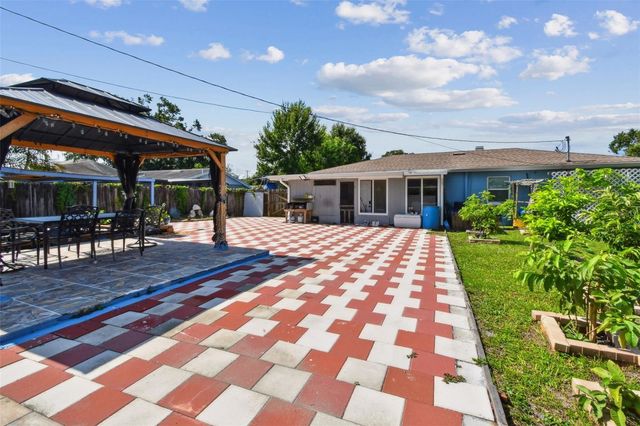 4005 W TYSON AVENUE, Tampa, FL 33611