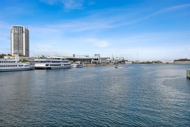 4005 W TYSON AVENUE, Tampa, FL 33611