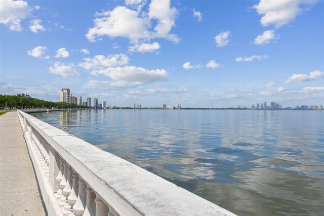 4005 W TYSON AVENUE, Tampa, FL 33611