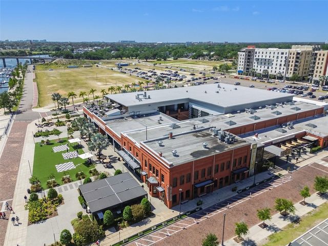 4005 W TYSON AVENUE, Tampa, FL 33611