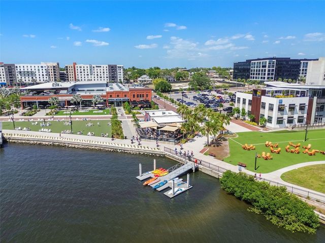 4005 W TYSON AVENUE, Tampa, FL 33611