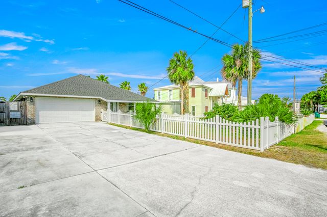 7930 S Lagoon Drive, Panama City Beach, FL 32408