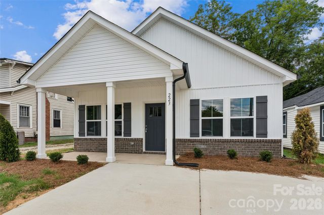 223 W 11th Street, Salisbury, NC 28144