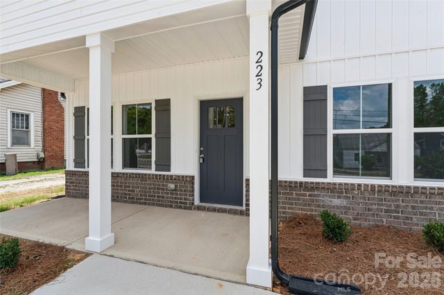 223 W 11th Street, Salisbury, NC 28144
