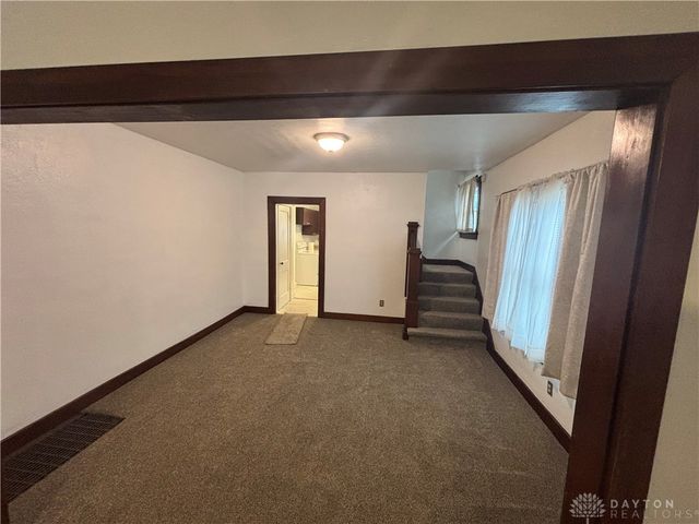 4207 S Dixie Drive, Moraine, OH 45439