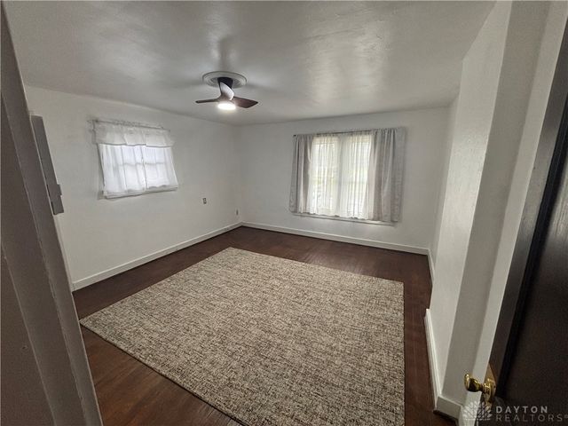 4207 S Dixie Drive, Moraine, OH 45439