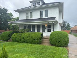 4207 S Dixie Drive, Moraine, OH 45439