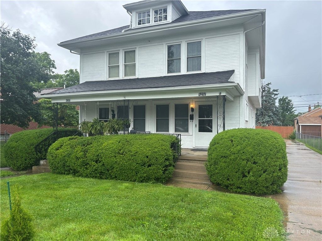 4207 S Dixie Drive, Moraine, OH 45439