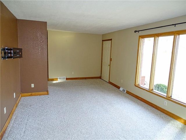 1004 Prissel Street, Durand, WI 54736