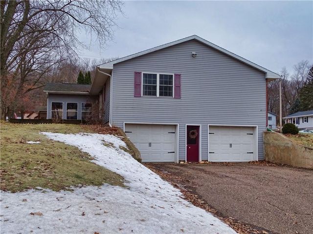 1004 Prissel Street, Durand, WI 54736