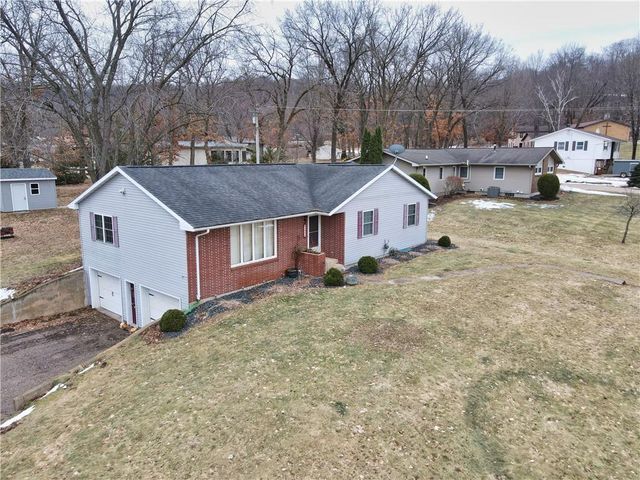 1004 Prissel Street, Durand, WI 54736