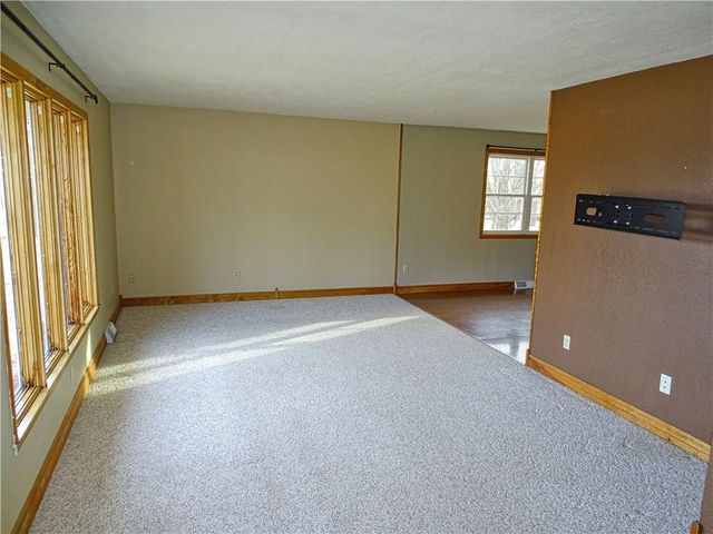 1004 Prissel Street, Durand, WI 54736