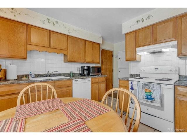 2825 S Yates St, Denver, CO 80236