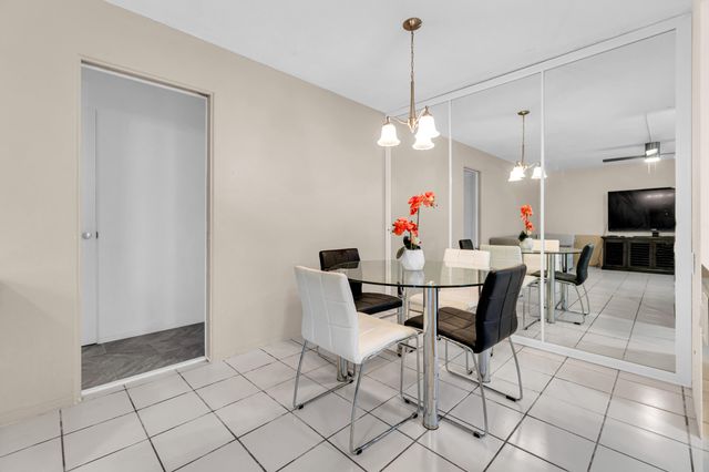 2840 NE 33RD Court 2, Fort Lauderdale, FL 33306