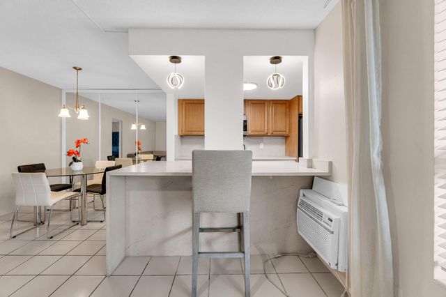 2840 NE 33RD Court 2, Fort Lauderdale, FL 33306