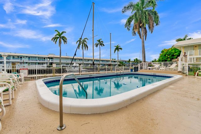 2840 NE 33RD Court 2, Fort Lauderdale, FL 33306