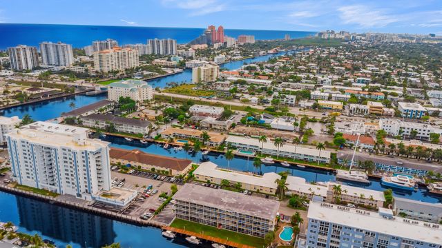 2840 NE 33RD Court 2, Fort Lauderdale, FL 33306