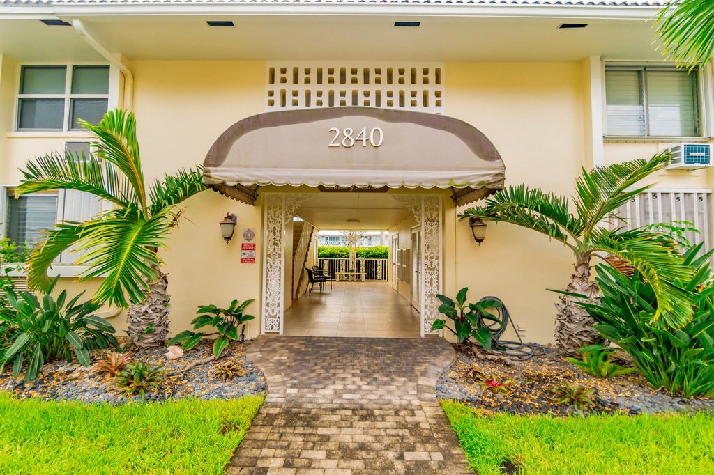 2840 NE 33RD Court 2, Fort Lauderdale, FL 33306