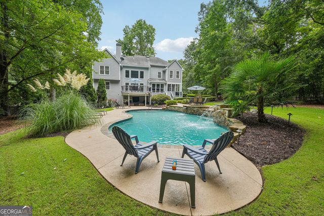 86 Grand Avenue, Suwanee, GA 30024