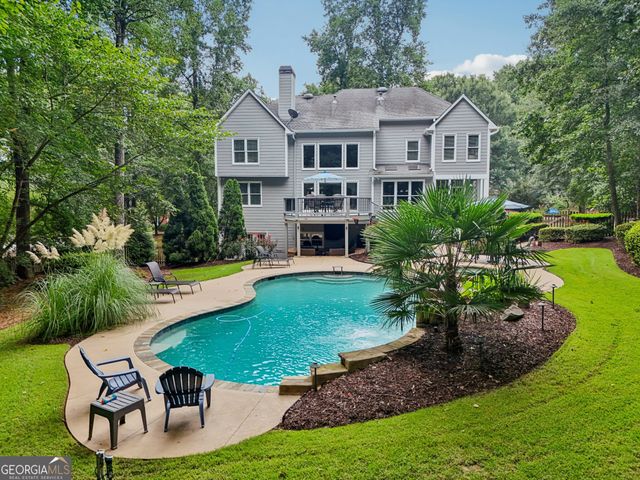 86 Grand Avenue, Suwanee, GA 30024