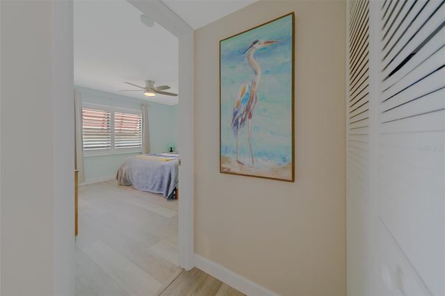 5849 PARK STREET N 404, St Petersburg, FL 33709