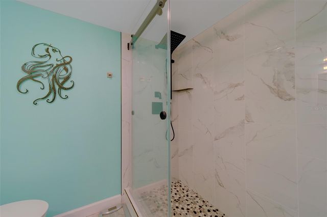 5849 PARK STREET N 404, St Petersburg, FL 33709