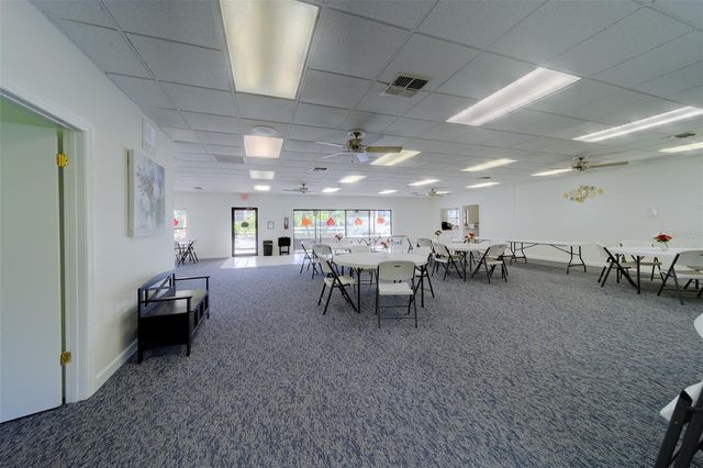 5849 PARK STREET N 404, St Petersburg, FL 33709