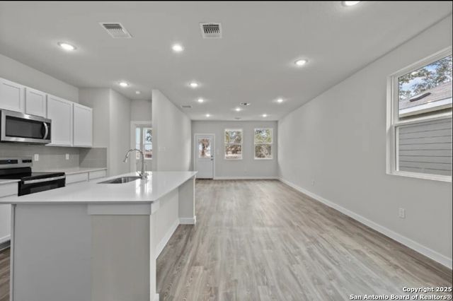 15514 Doublecreek Dr, San Antonio, TX 78253