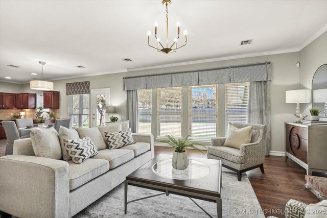 10119 S Evanston Avenue, Tulsa, OK 74137