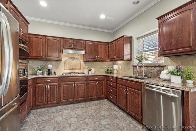 10119 S Evanston Avenue, Tulsa, OK 74137