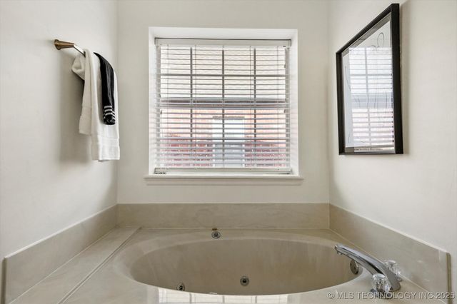 10119 S Evanston Avenue, Tulsa, OK 74137