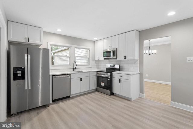 29 EXECUTIVE LN, Willingboro, NJ 08046