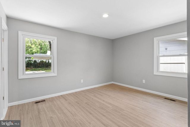 29 EXECUTIVE LN, Willingboro, NJ 08046