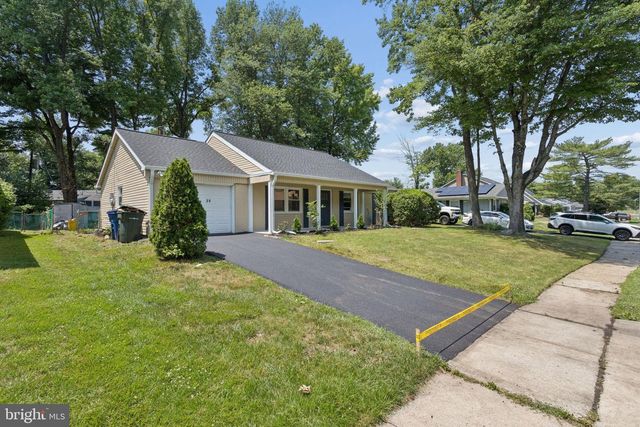 29 EXECUTIVE LN, Willingboro, NJ 08046