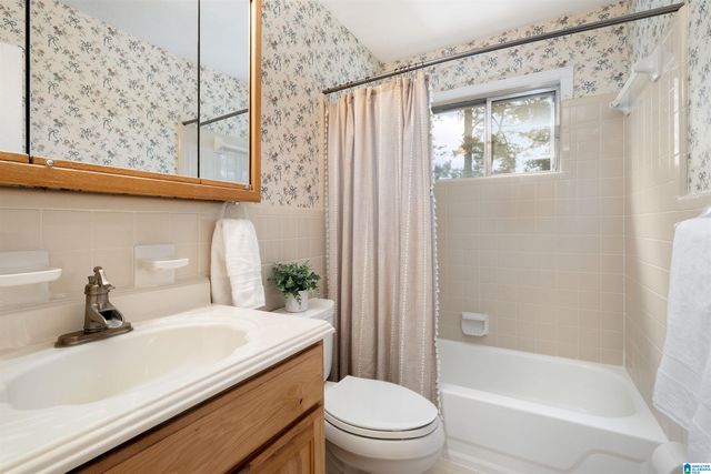 301 OLD LOKEY FERRY ROAD, Wilsonville, AL 35186