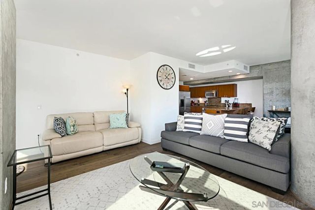 800 The Mark Lane 310, San Diego, CA 92101