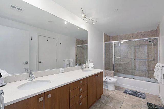 800 The Mark Lane 310, San Diego, CA 92101