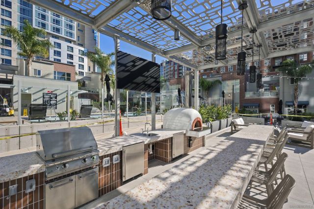 800 The Mark Lane 310, San Diego, CA 92101