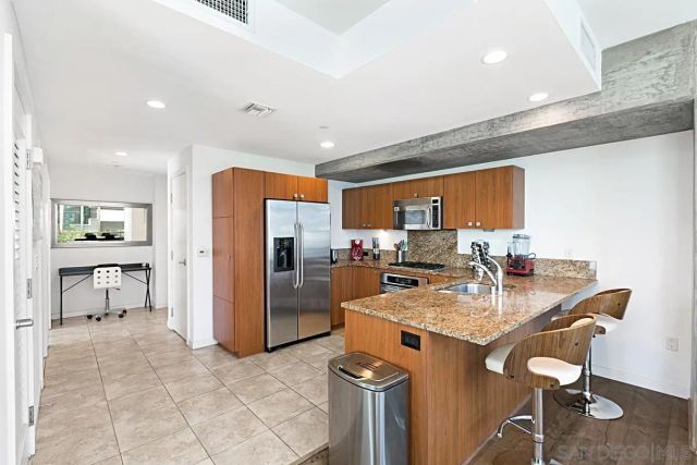 800 The Mark Lane 310, San Diego, CA 92101