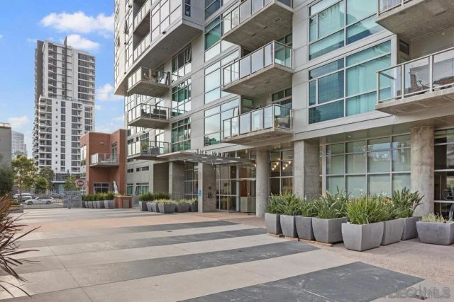 800 The Mark Lane 310, San Diego, CA 92101