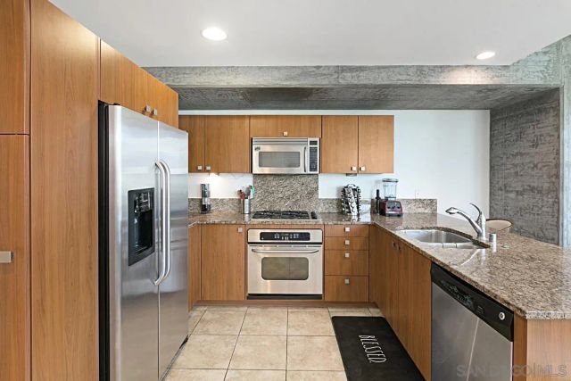 800 The Mark Lane 310, San Diego, CA 92101