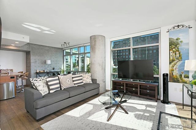 800 The Mark Lane 310, San Diego, CA 92101